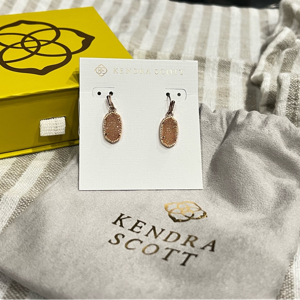 Kendra Scott Lee Drop Earrings in Rose Gold Drusy